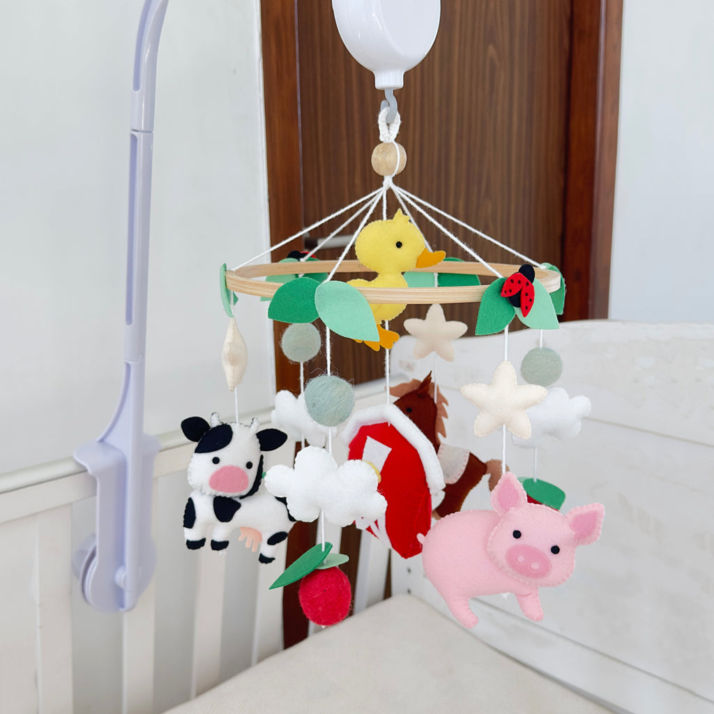 Farm Animal Cot Mobile